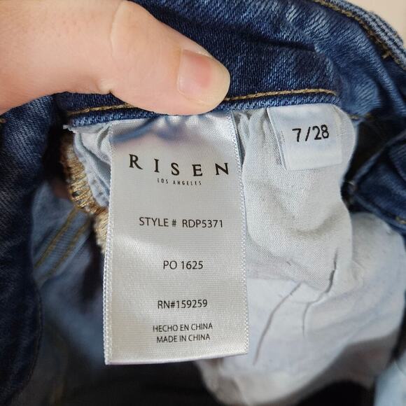 Women's Straight Leg Jeans - Blue - Picture 9 of 9